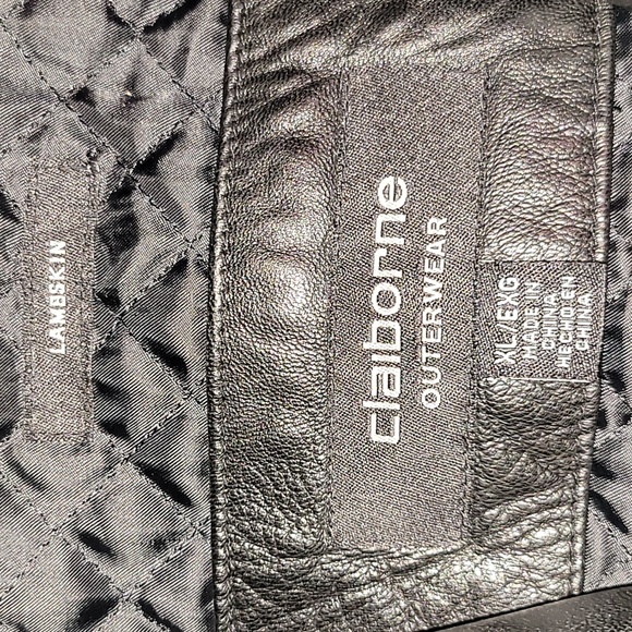 Vintage. 90s. Claiborne Outerwear. Lambskin leather jacket. Men's size XL - Picture 2 of 16